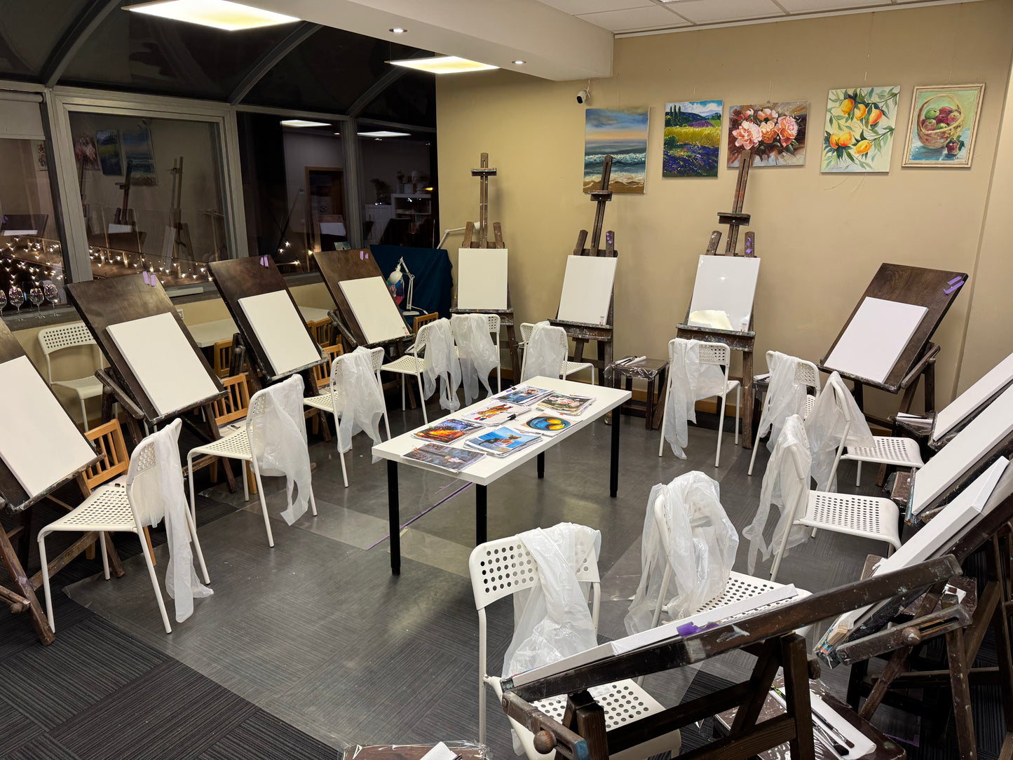 Корпоративы по живописи: уникальные и вдохновляющие мероприятия для любых праздников