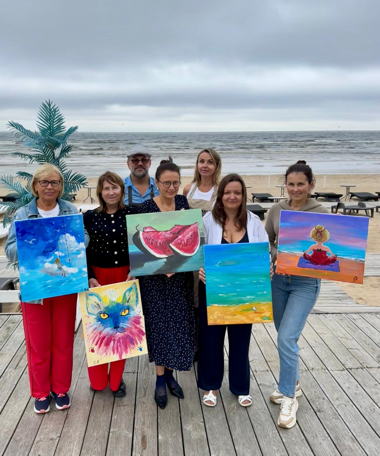 Corporate painting events for companies: unique and inspiring events for any holiday